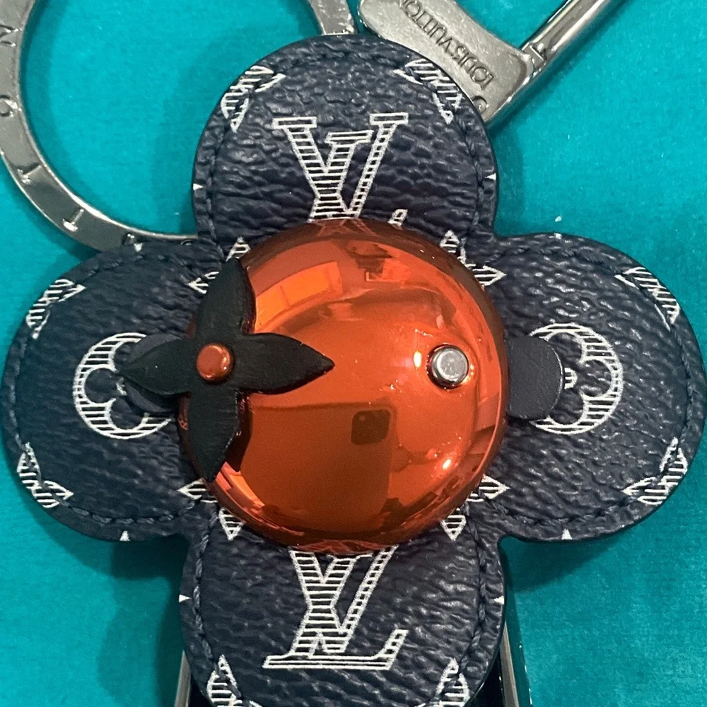 Louis Vuitton elegant keychain